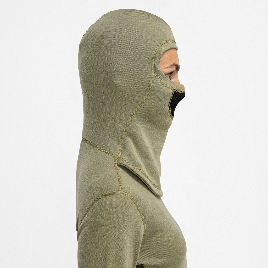 Pull chaud à capuche en laine avec zip ♀
