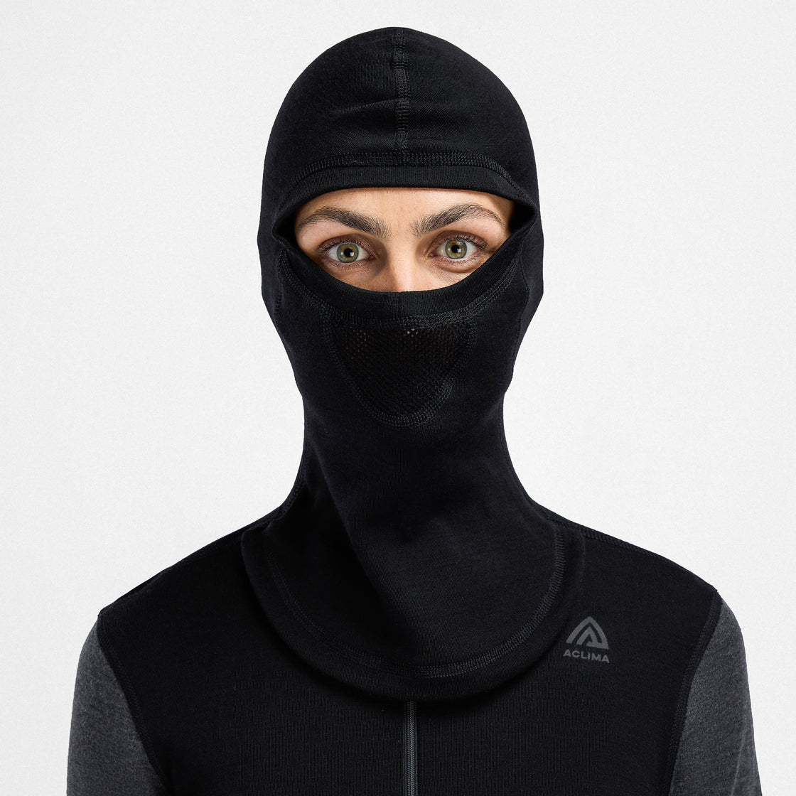Pull chaud à capuche en laine avec zip ♀