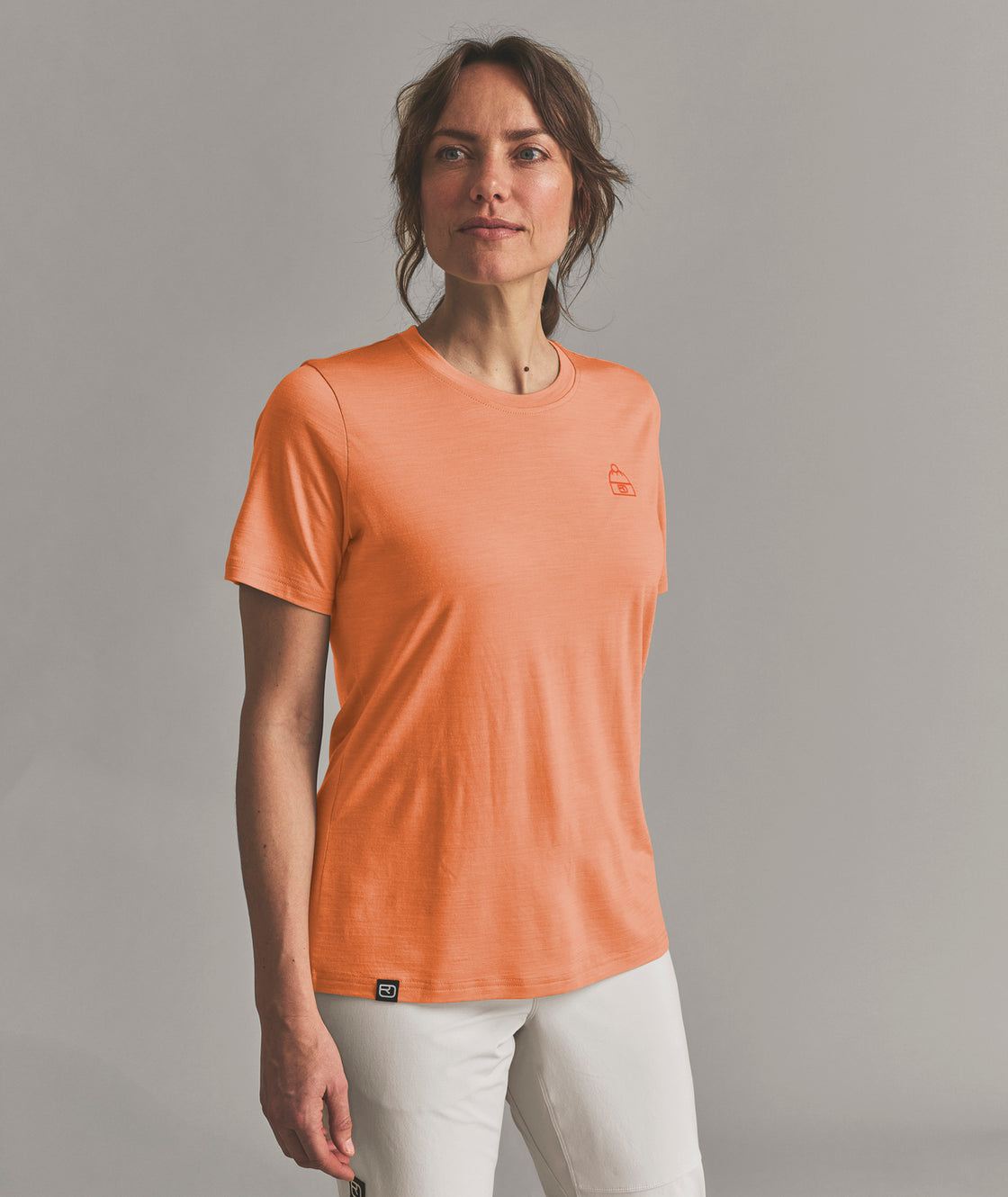 150 T-shirt cool avec badge vintage pour femme